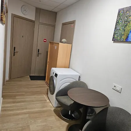 Svečių namai Kauno Apartamentai Su Balkonu *
