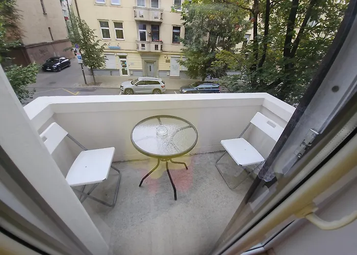 Kauno Apartamentai Su Balkonu בית הארחה קובנה